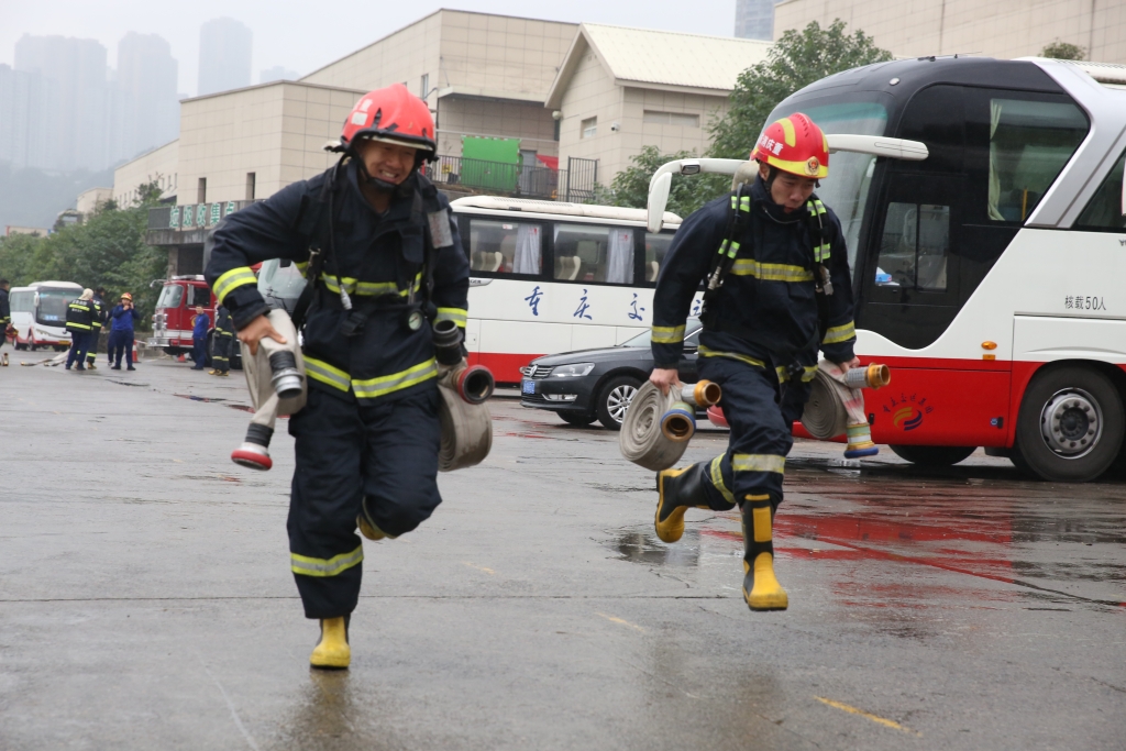 考核现场。渝中区消防救援支队供图 华龙网发