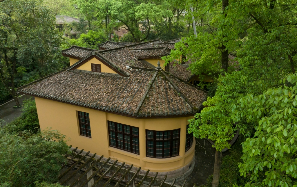 照片11.蒋介石校长官邸