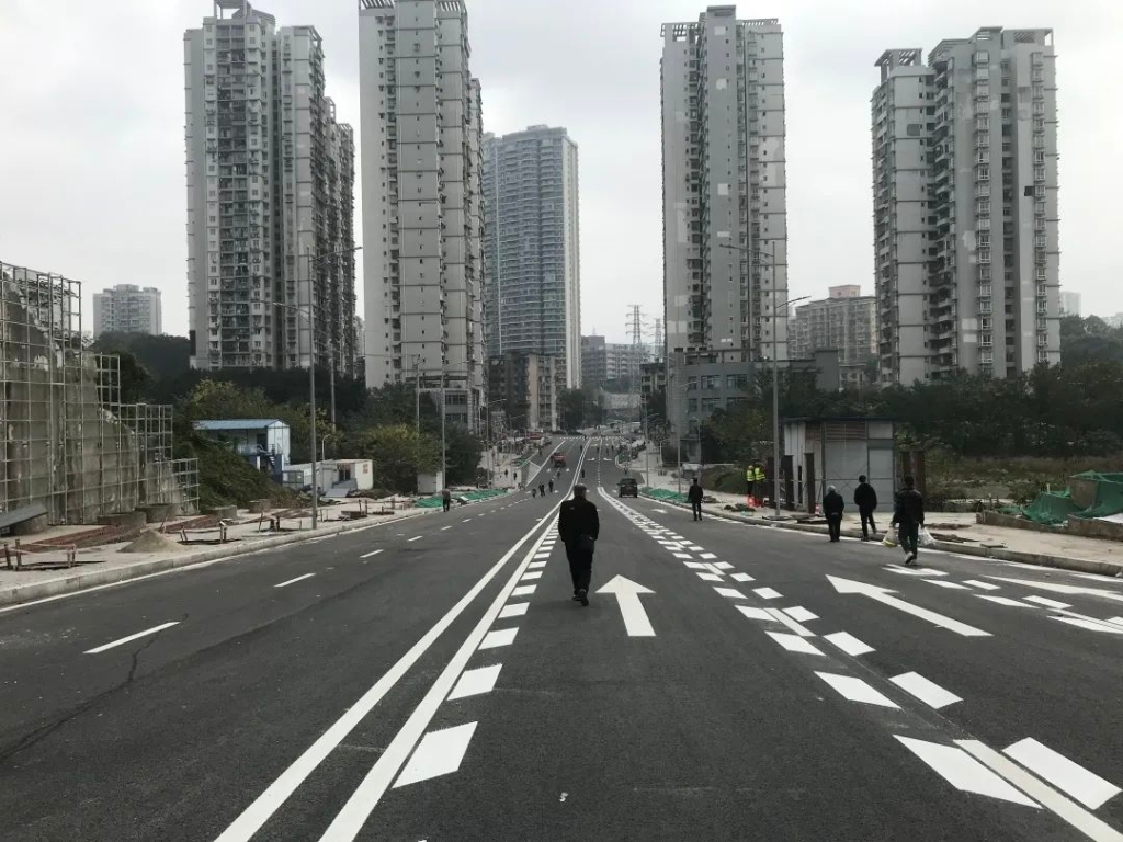 长安中路二期道路项目。重庆市住房城乡建委供图