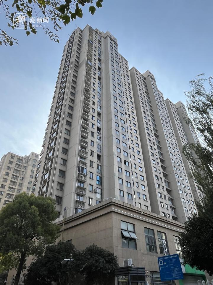 杭州一期房小区欲自筹4500万元升级外立面，为此业主们吵起来了1