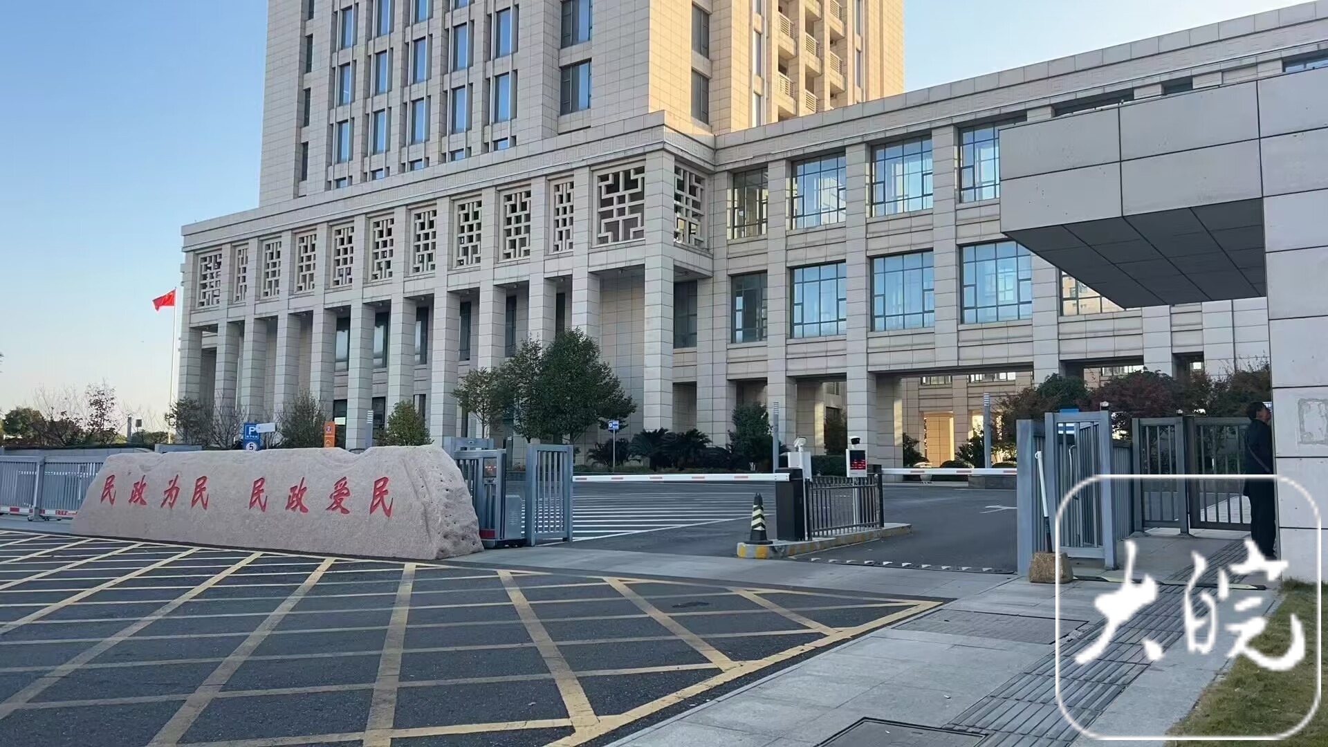 江西“10万买中2.2亿巨奖”事件四问待解 相关部门保持“沉默”2