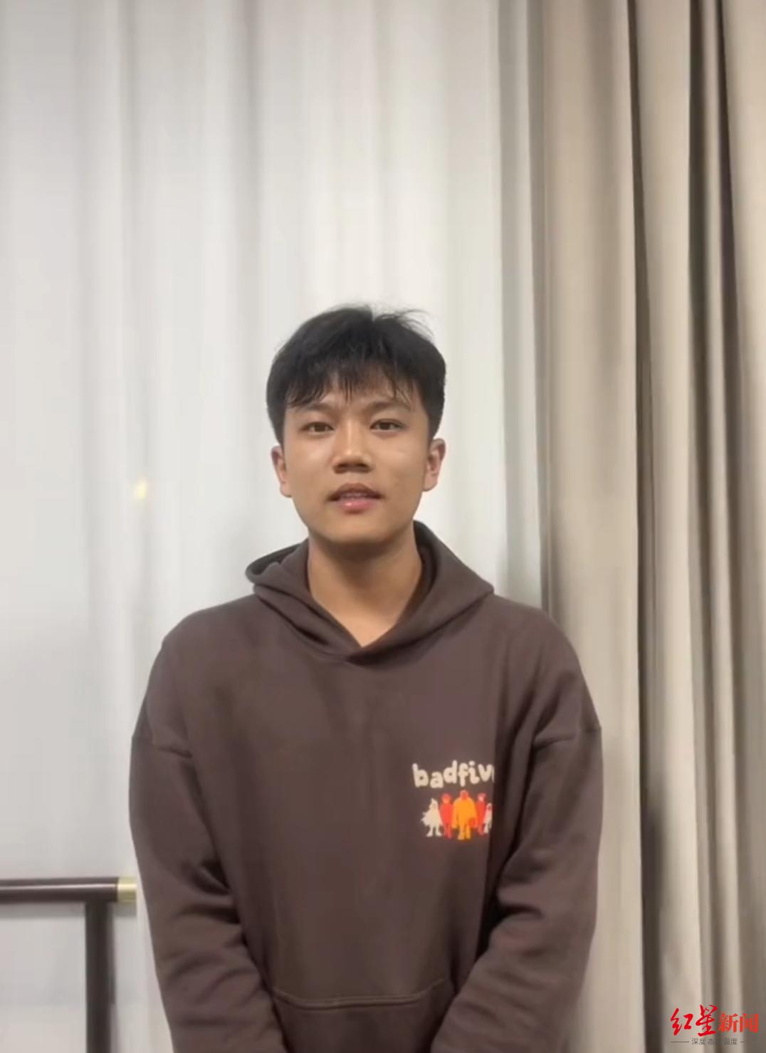 “千万富翁”找回的儿子解清帅走红：发三条视频涨粉183万，已从上班的家居店离职2