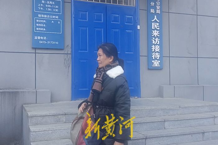 锁匠协助警方开锁被炸身亡，妻子维权三年未获任何赔偿9