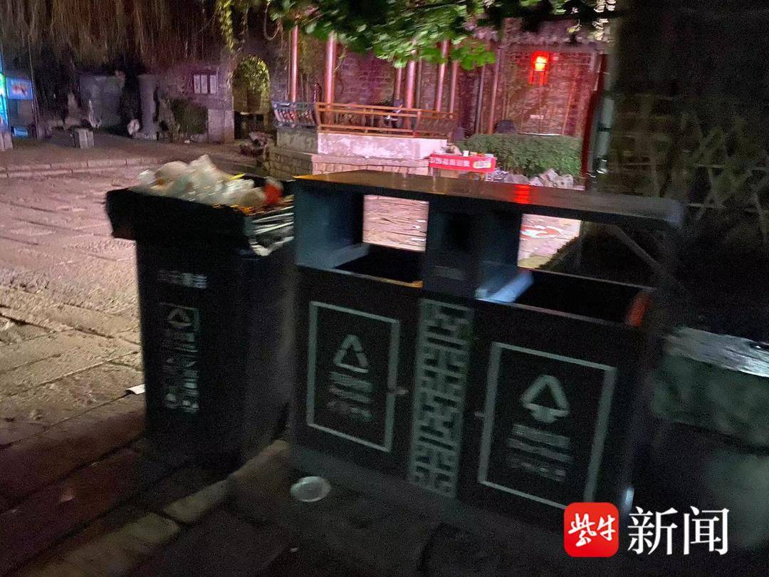 情人节翻垃圾桶能翻到不少遗弃的鲜花、饰品等礼物？记者实探发现……1
