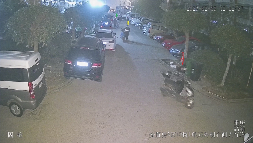 1盗窃过程被摄像头拍下。重庆高新区警方供图
