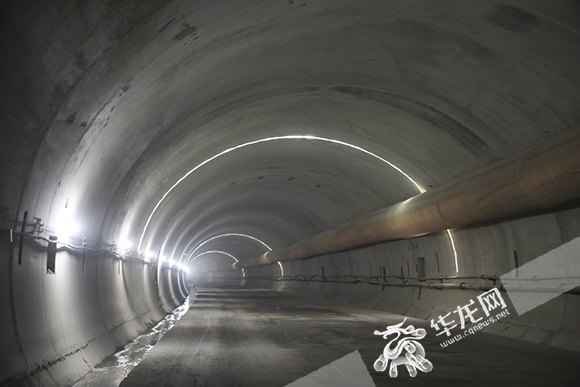 科学城隧道双洞掘进破千米 。华龙网-新重庆客户端 首席记者 李文科 摄