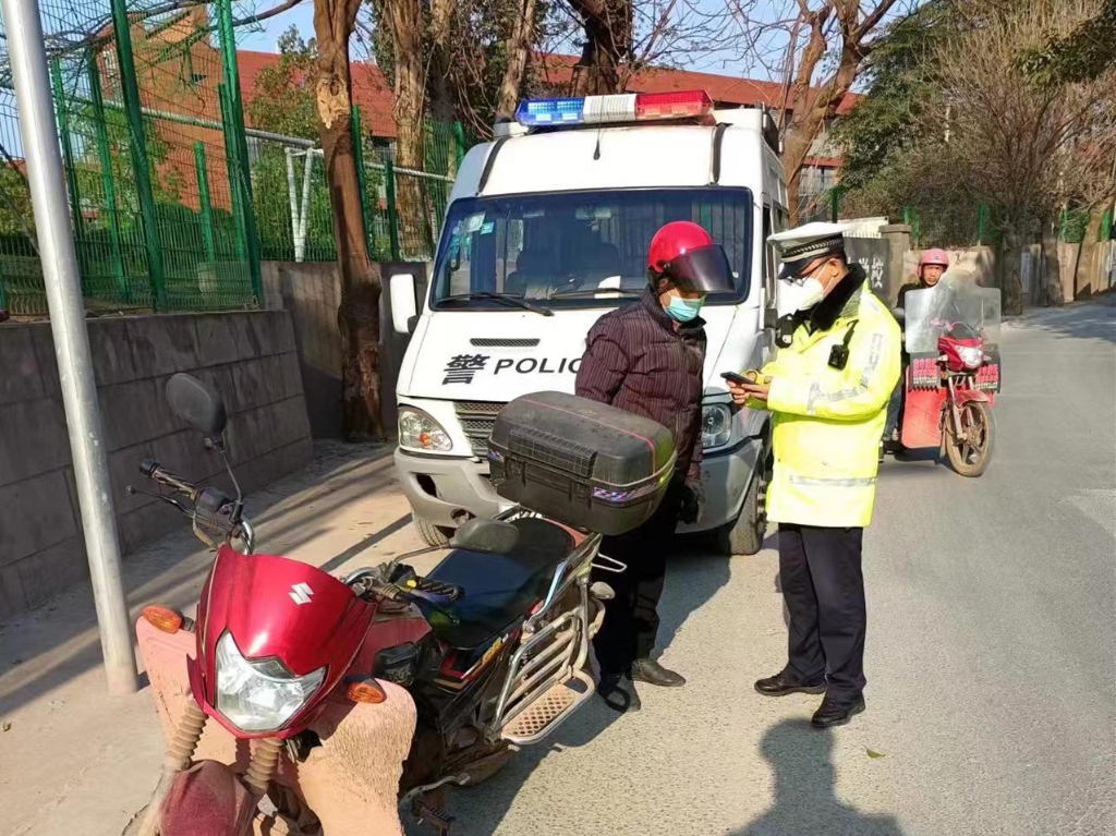 集中整治现场。警方供图