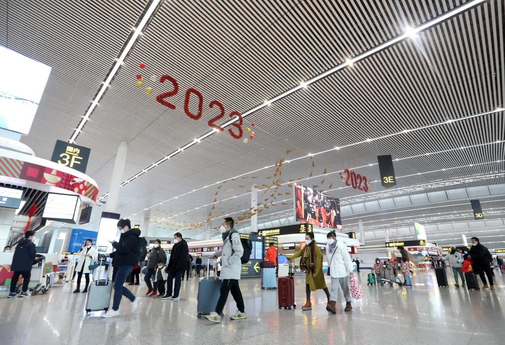 Endless persons at Jiangbei Airport (Photo provided by News Center of Chongqing Jiangbei Airport)