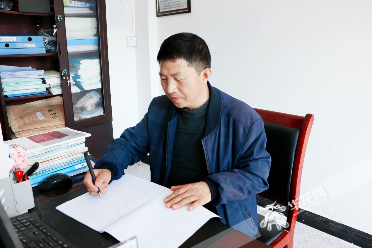 重庆文理学院送“一对一”精准帮扶 乡村教育迎“实打实”质量提升