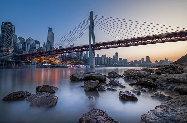 李立峰：三月，陪嘉陵江坐坐1