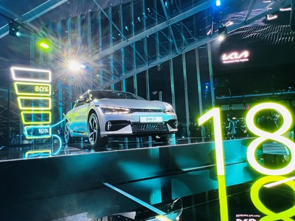 EV6 GT。华龙网-新重庆客户端 许川 摄