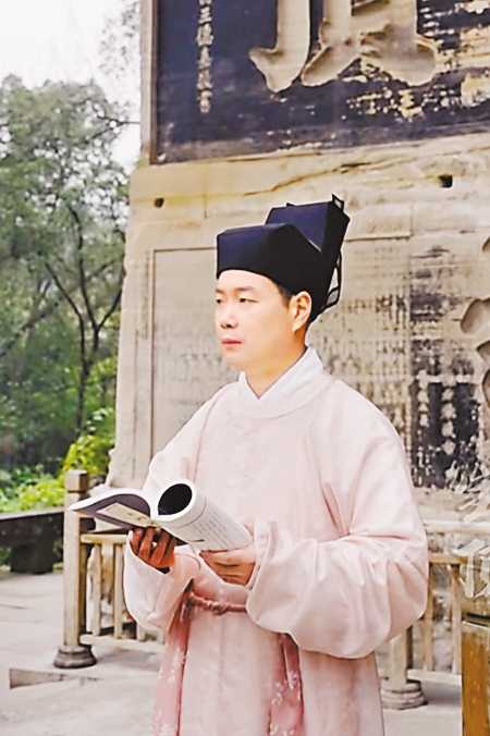 大足区文化旅游委主任陈奇林。