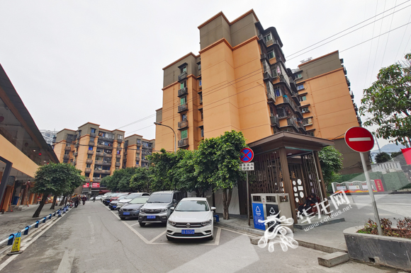 05——兴隆苑片区改造后居住环境得到了改善。华龙网-新重庆客户端记者 石涛 摄