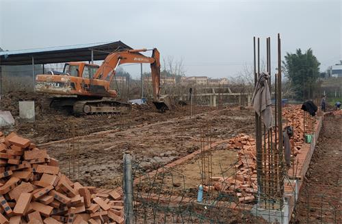 产教融合蚕桑特色实践基地建设现场。通讯员 赵呈荣 摄