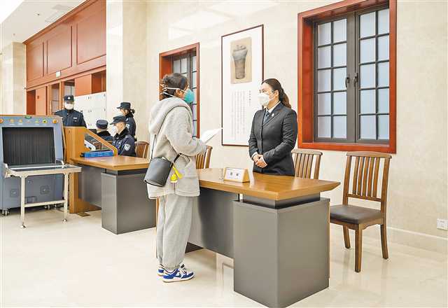 成渝金融法院、区域协同立法、基层立法联系点、国家法律法规数据库 全国人大常委会工作报告中,这些和重庆有关