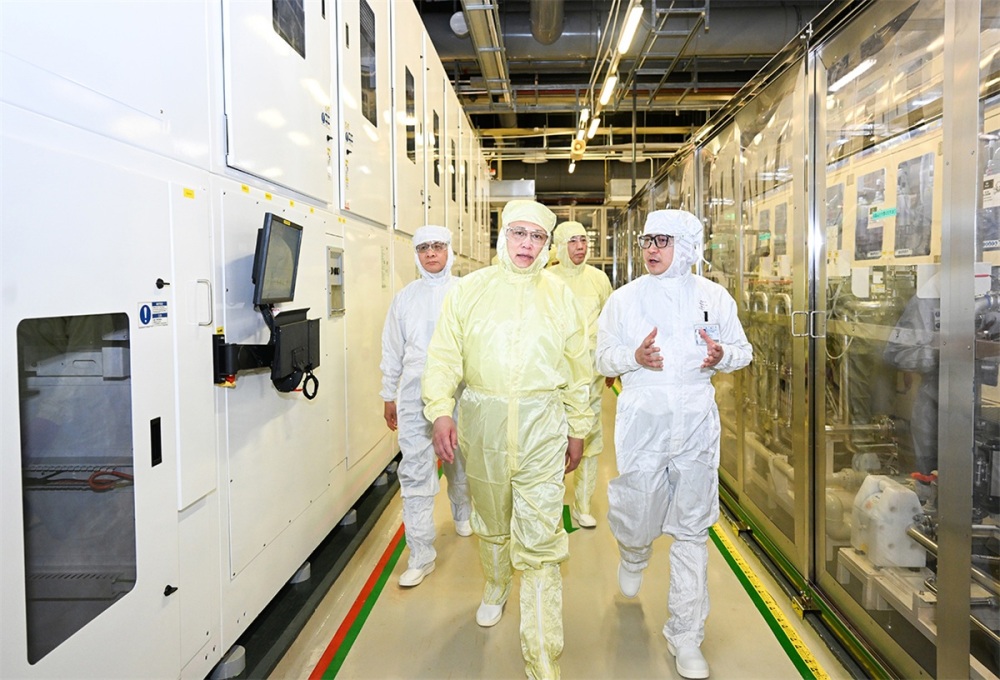 袁家军在两江新区调研时强调 强化规划引领 完善功能布局 努力厚植高质量发展新优势2