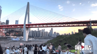 yeah重庆 | 大剧院下面的这个江滩夜市！重庆，你也太宠粉了吧1