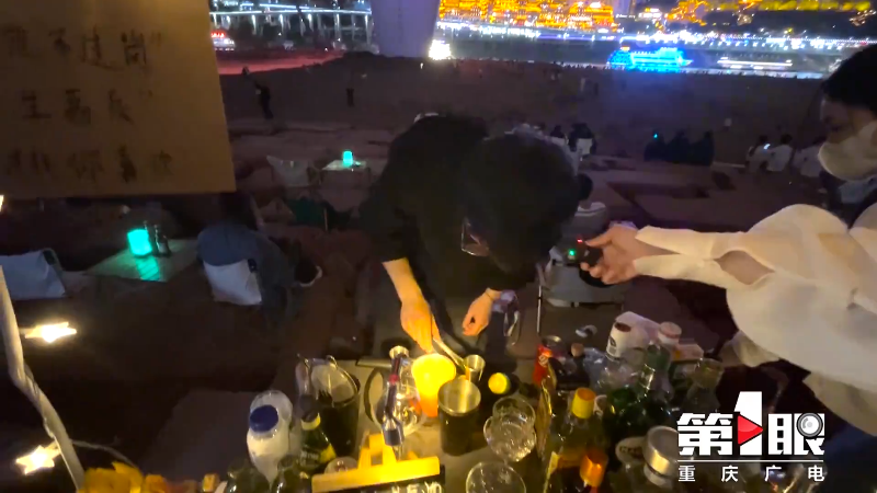 yeah重庆 | 大剧院下面的这个江滩夜市！重庆，你也太宠粉了吧4