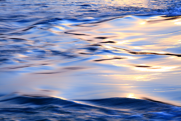 华万里：我的河流里有无数不安1