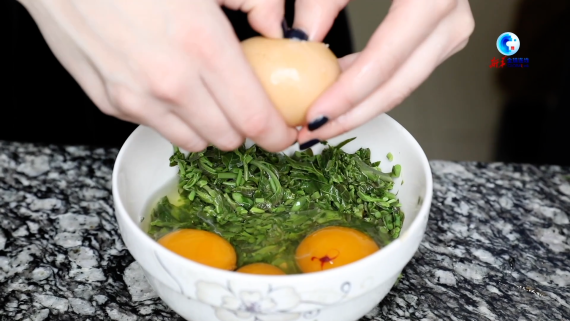 寻味二十四节气：雨前香椿嫩如丝3