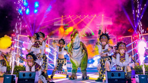 自贡方特恐龙王国音乐节。自贡文旅局供图 华龙网发