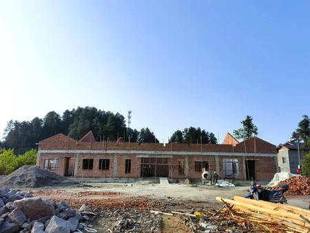石角镇千秋村党群服务中心改造工程施工现场。
