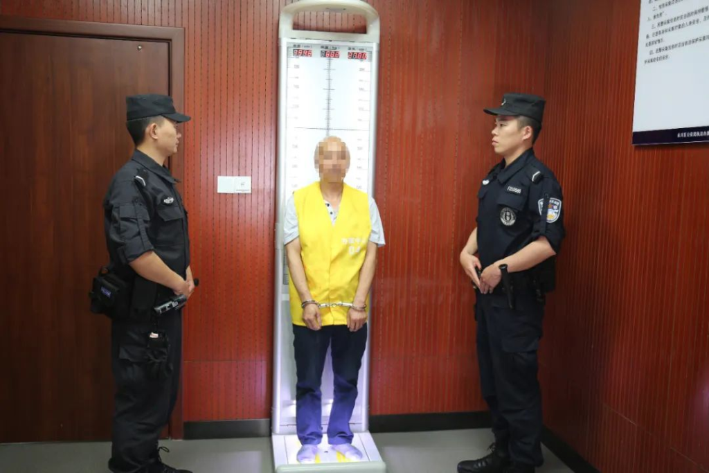 3犯罪嫌疑人黄某某。重庆永川警方供图