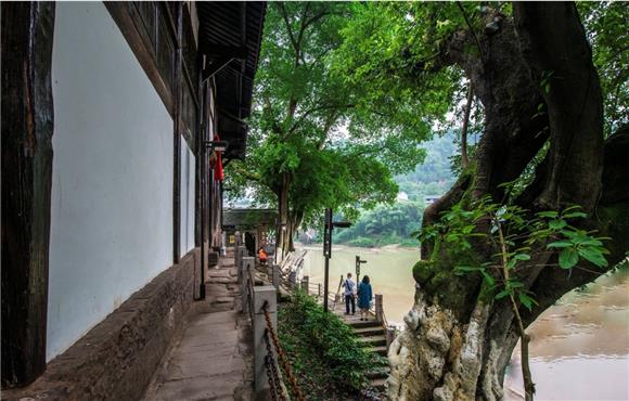 3东溪古镇水码头。綦江旅游度假区供图