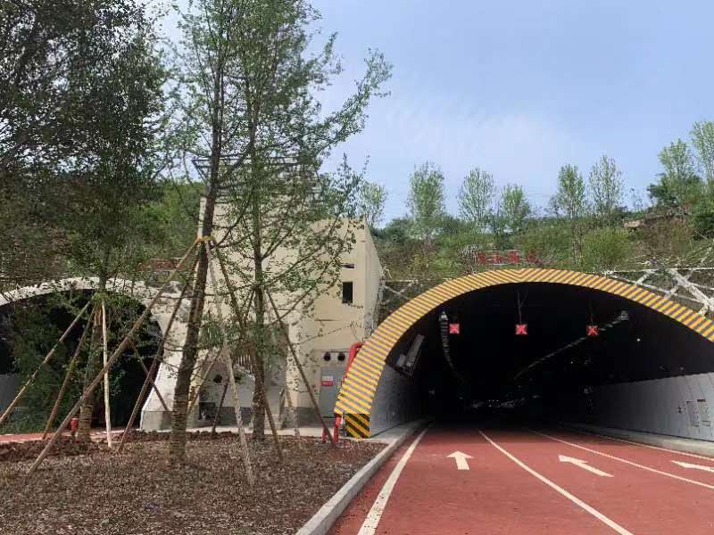 重庆市渝北区鹿山隧道顺利通过竣工验收 预计5月正式通车