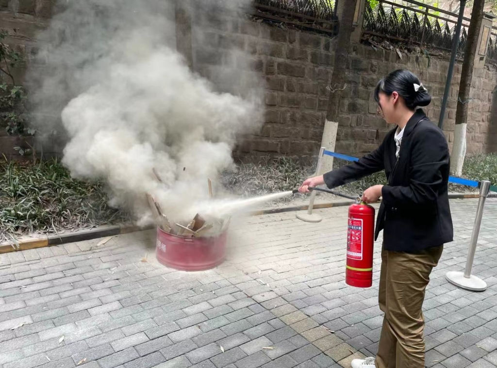 消防应急演练现场。受访者供图