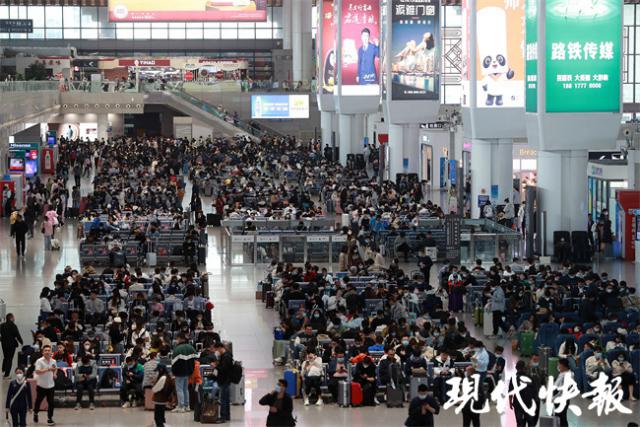 观察丨“五一”游客潮来了，网红旅游城市应如何“长红”？1