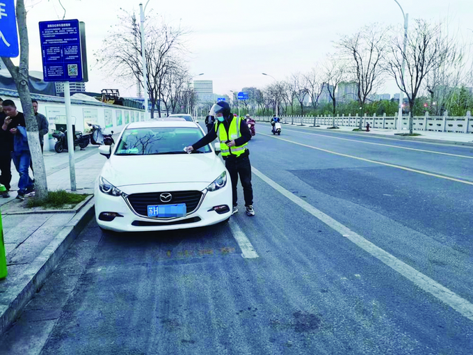 停车548次欠费7300多元，法庭见！1