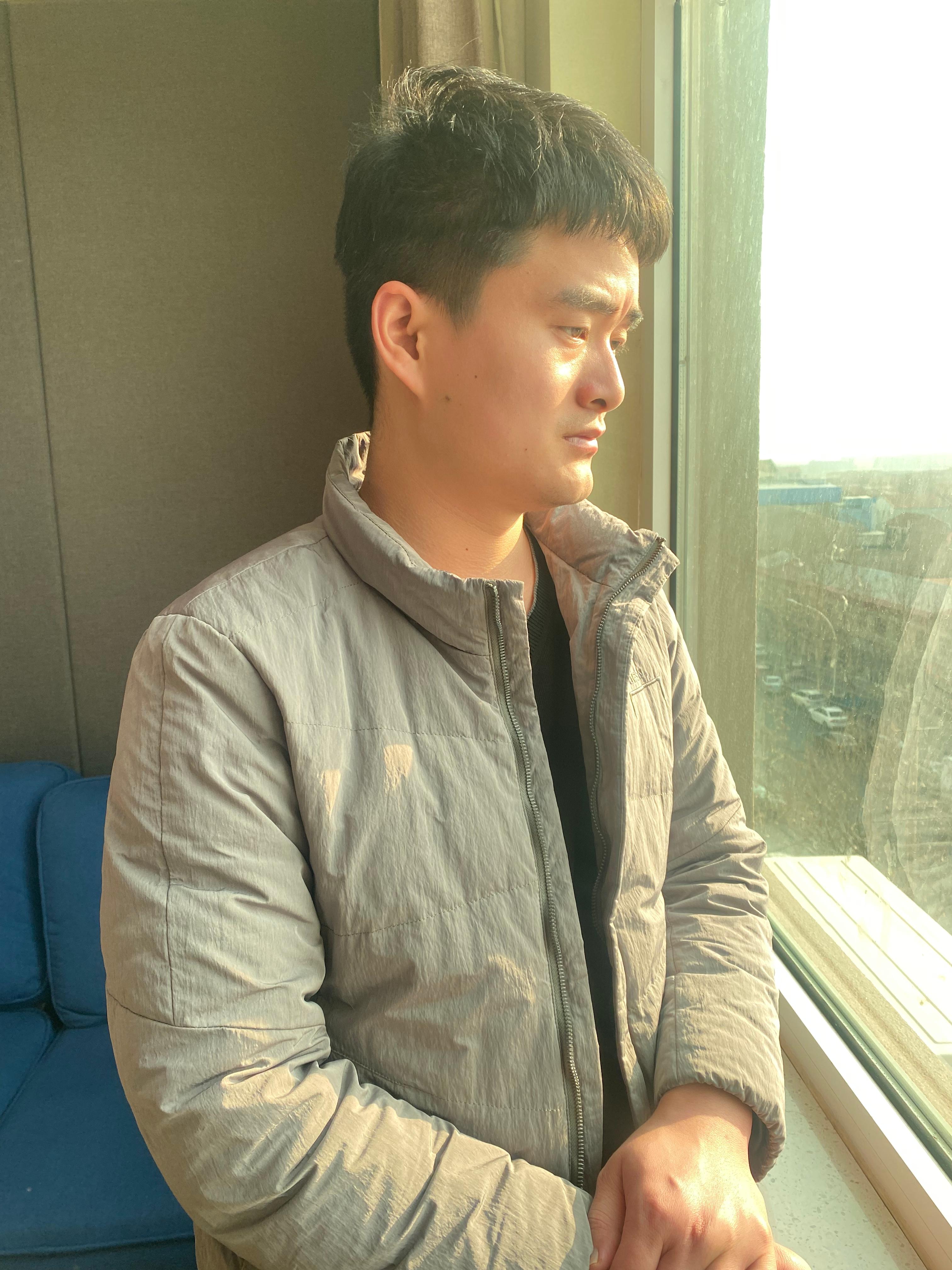 成为“儿子”25年后，他被“父母”告上法庭6
