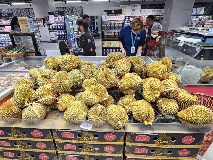 20元一斤！榴莲自由要实现了？网友：还没享受到就结束3