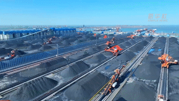 跟着总书记的考察足迹|天空视角看我国最大的煤炭下水港2