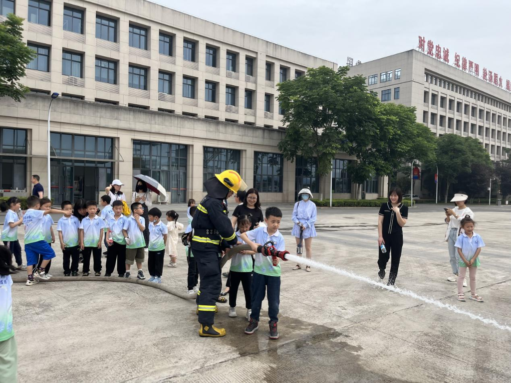 活动现场。大足区消防救援支队供图 华龙网发