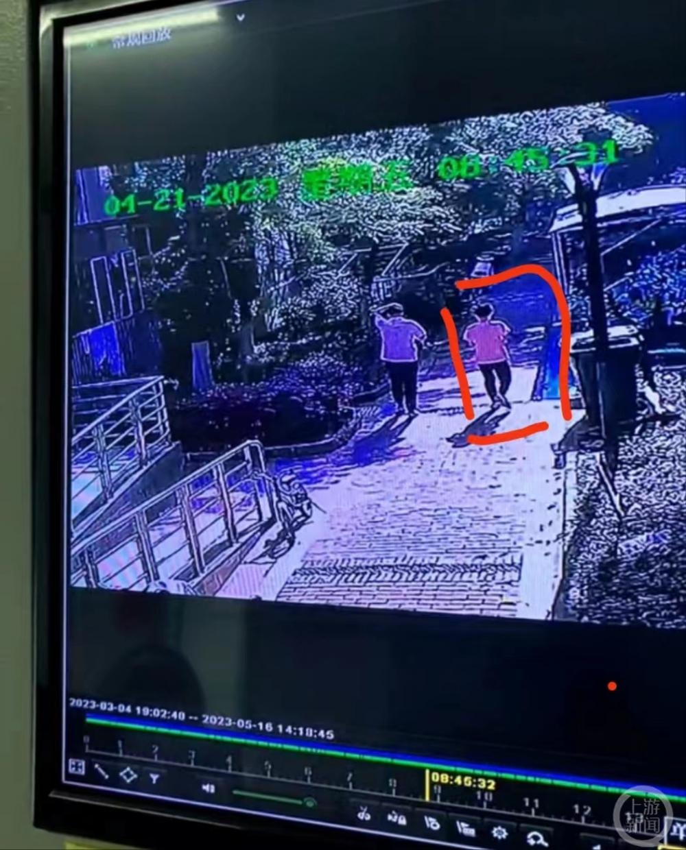 武汉退休女教授真房本被假中介掉包 房子被过户后还抵押贷款190万元2