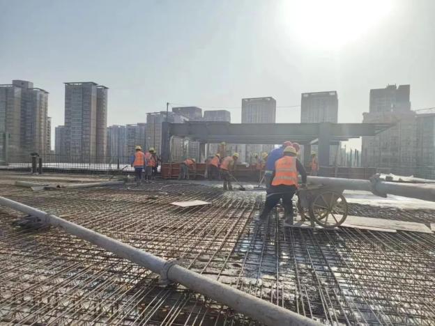 两江新区人民医院扩建项目现场 项目供图
