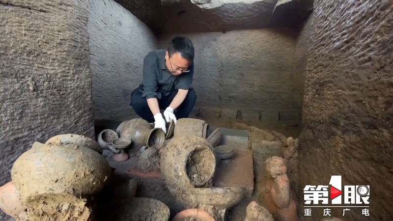 罕见！保存完整的东汉崖墓 千年后重现山城8