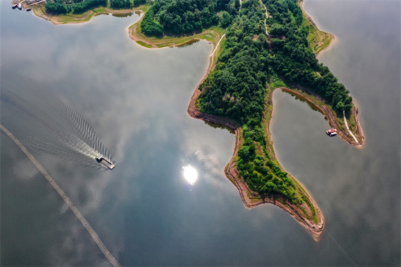 重庆市长寿湖风景区（无人机照片）。新华社记者 唐奕 摄