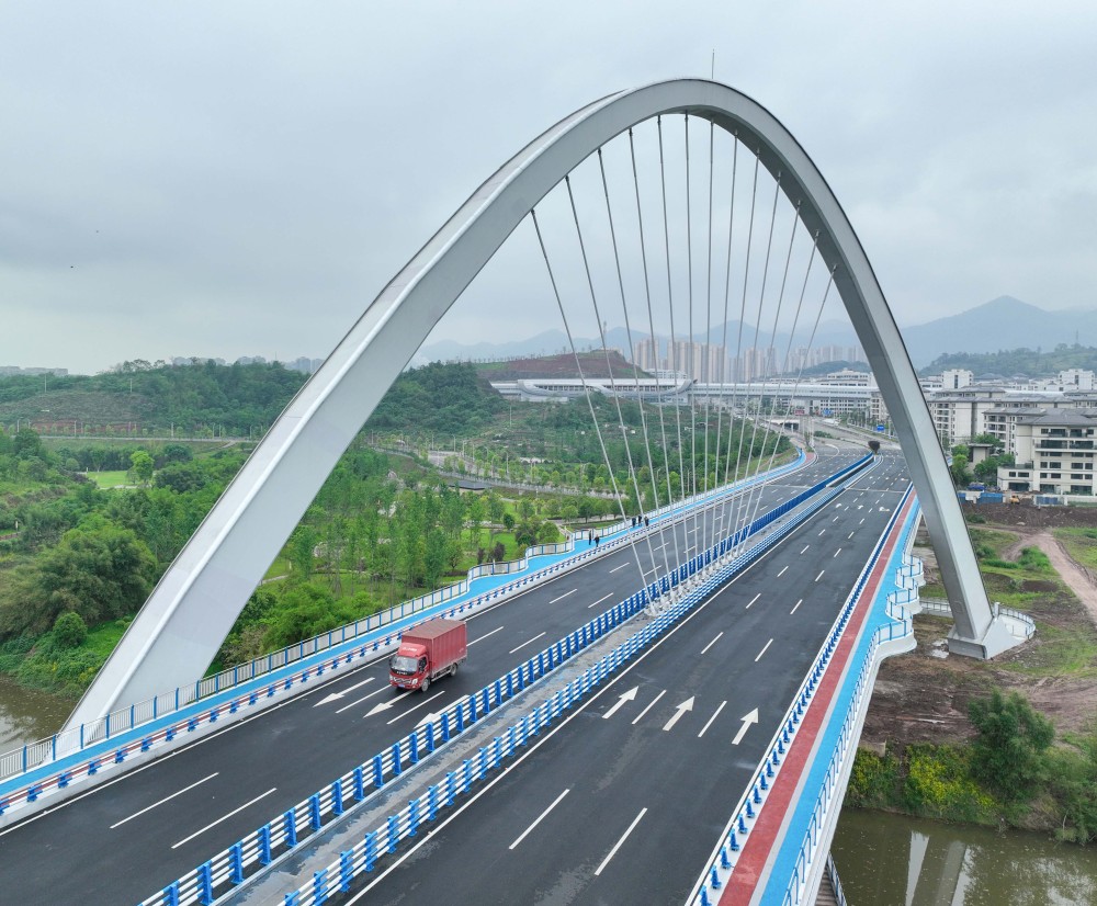 两江新区水土新城三大交通项目投用——万福路桥梁6