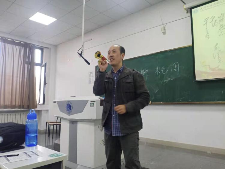 从厨师自考博士成为大学教师，他23年奋斗史火了：坚持梦想，做想成为的那个人1