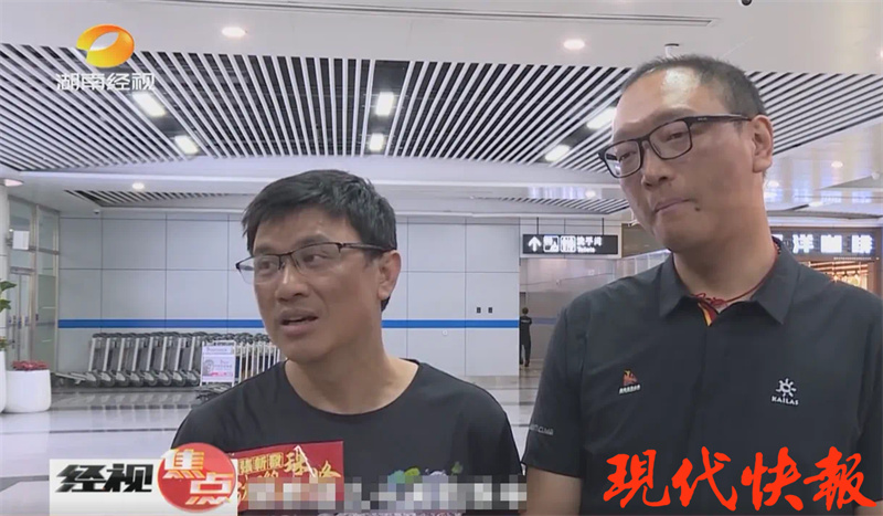 “遗憾没能登顶,但干了个壮举!”两名登山队员8400米处救回一名遇险者1