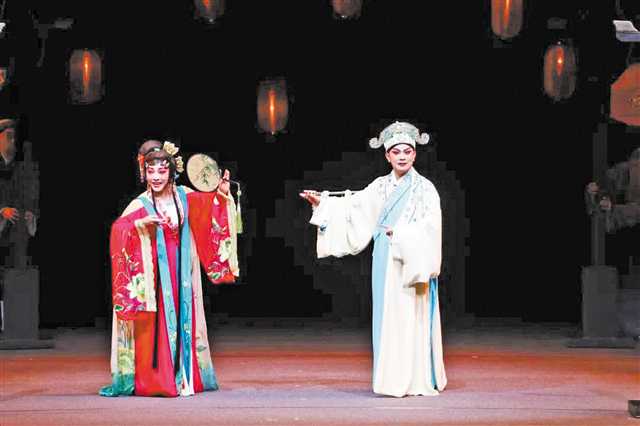 《李亚仙》赴港首秀受追捧 川渝名家携手助力川剧更好“出圈”