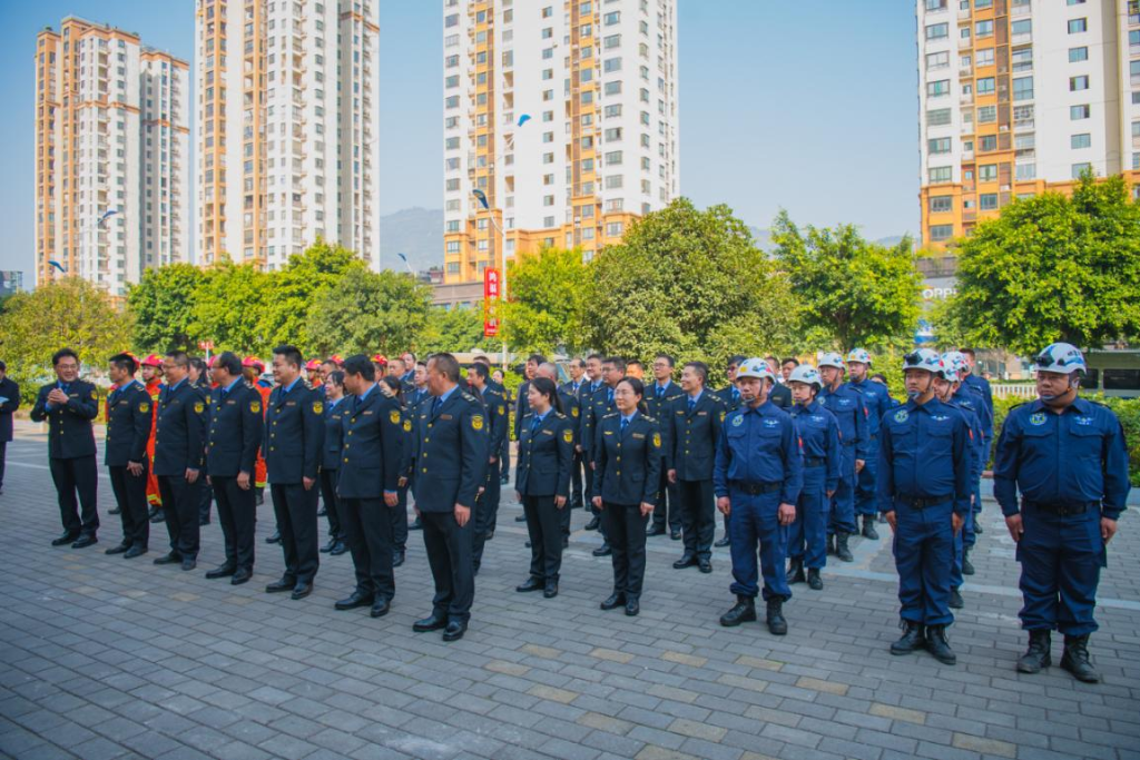 换装仪式现场。綦江区应急管理局供图 华龙网发