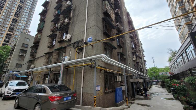 西安一小区业主装修拆除承重墙？住建部门回应：尚未确定2