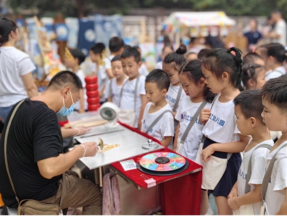 童真与文化的双向奔赴：重庆几江幼儿园“传统文化周”六一活动1.0(1)674