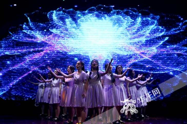 有仪式感,但不是简单的仪式!铁中这堂毕业“感恩课”好评了!(2)1178