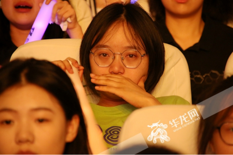 有仪式感,但不是简单的仪式!铁中这堂毕业“感恩课”好评了!(2)606