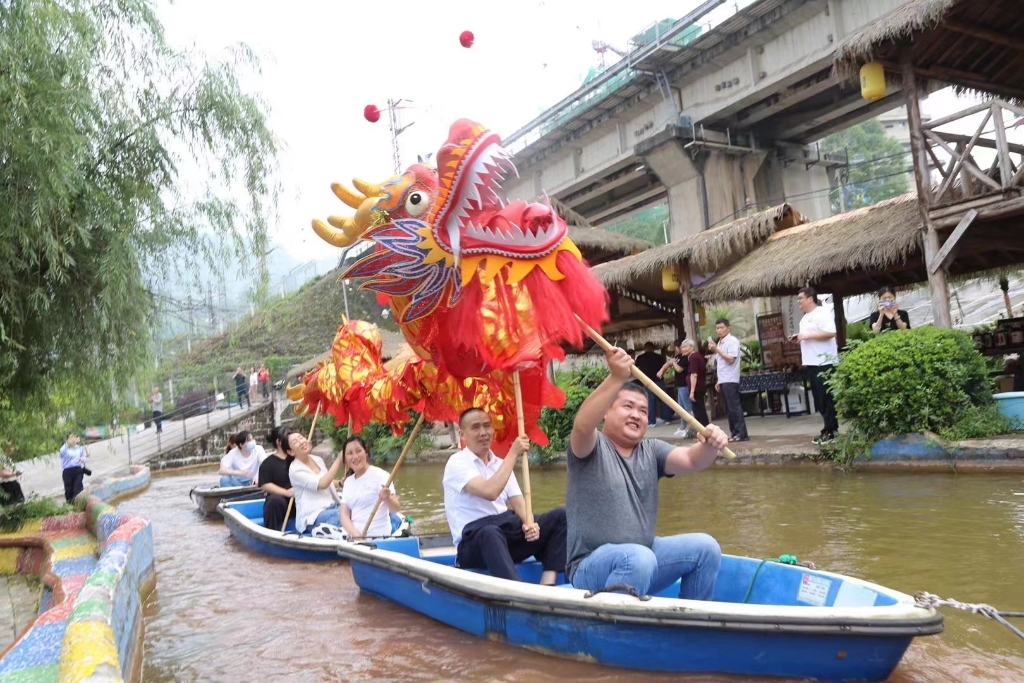 重庆不少景区在端午节期间，都将推出各种民俗活动。受访者供图